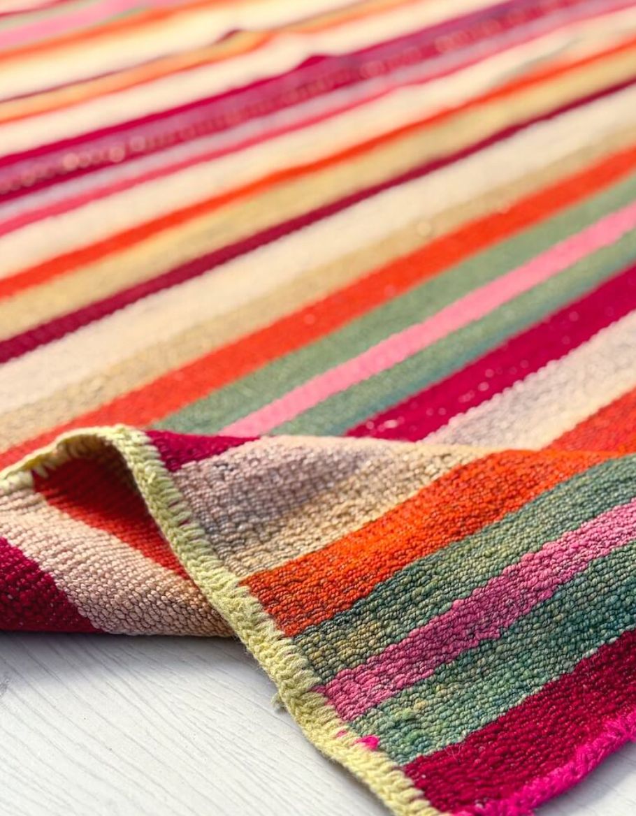Alpaka İpi Renkli Kilim